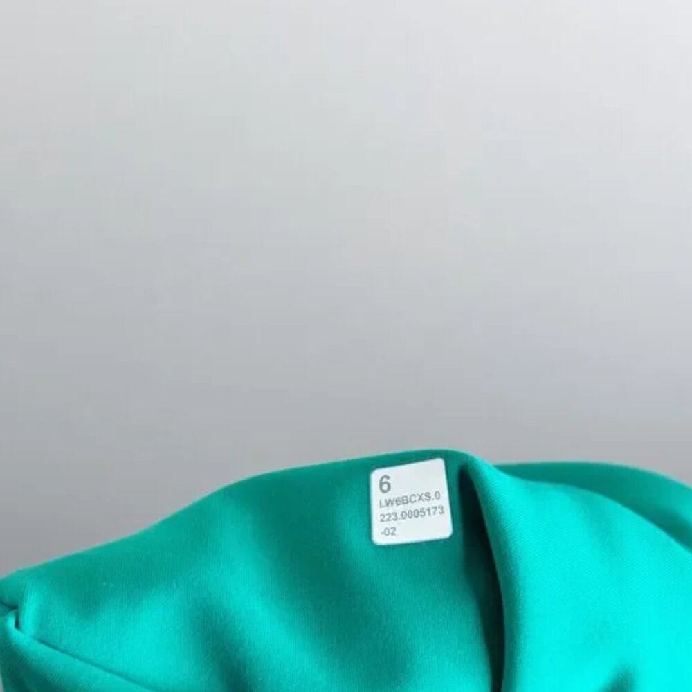 Lululemon Kelly Green Bra Set - Picture 4 of 7